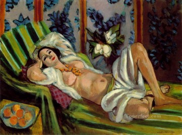 アンリ・マティス Painting - マグノリアのヌードのオダリスク 1923 年抽象フォービズム アンリ・マティス